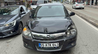 Samsun İlkadım'da iki otomobil çarpıştı, kazada 1 kişi yaralandı