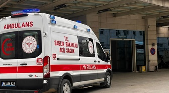 Siirt Gökçebağ'da patpat devrildi, fıstık toplamaya giden 7 kişi yaralandı