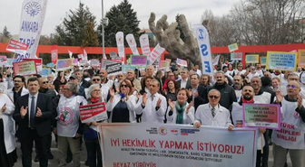 TTB, muayenehanelerde hekim dışı personel sınırı için Sağlık Bakanlığı'na başvurdu