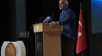 'Türk Diline Hizmet Ödülleri' sahiplerini buldu
