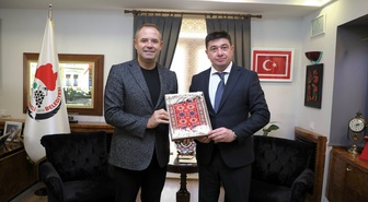 Azerbaycan'ın İstanbul Başkonsolosu, Kırklareli Belediye Başkanı Bulut'u ziyaret etti