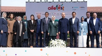 Bakan Göktaş, Rami Kütüphanesi'nde ekransız zamana ihtiyaç olduğunu vurguladı