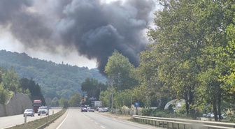 Bursa Osmangazi'de düğün salonundaki yangın hasara yol açtı, sebebi araştırılıyor