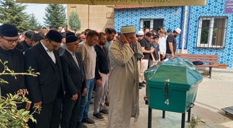 Kütahya'da elektrikli bisikletli 14 yaşındaki çocuk işçi servisinin çarpmasıyla öldü