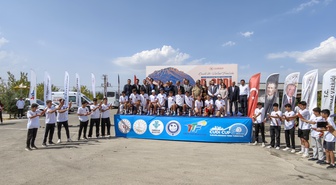 Şırnak'ta Cudi Cup Tenis Turnuvası'nda Yiğit Arslan ve Arina Germanova şampiyon oldu