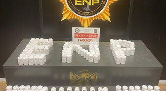 8 bin 67 sentetik ecza hap taşıyan araç Eskişehir'de durduruldu, 1 şüpheli tutuklandı
