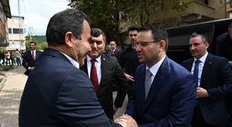 Adalet Bakanı Gürlek'ten, Sultanbeyli'de şehit ailesine ziyaret