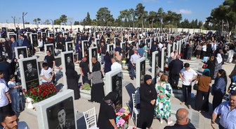Azerbaycan'da 2. Karabağ Savaşı'nın 6. yılında şehitler anıldı