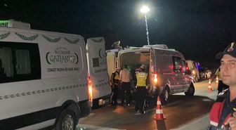 Gaziantep’te yolcu otobüsü ile otomobil çarpıştı; 7 ölü,16 yaralı