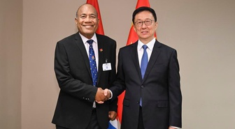 Han Zheng, BM'de Kiribati ile görüşüp ilişkileri yeni zirvelere taşıma çağrısı yaptı
