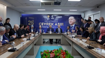 İçişleri Bakanı Çiftçi, 'Türkiye Yüzyılı Buluşmaları' kapsamında Ümraniye'de ziyaretlerde bulundu: