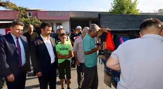 Kahta'da ilçe genelinde çiftçilere 800 traktör reflektörü dağıtılacak