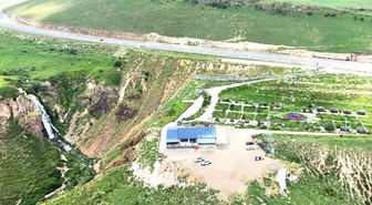 Kars Valisi Ziya Polat, Susuz Şelalesi'nde vatandaşların taleplerini dinledi