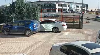 Konya Karatay'da iki otomobil çarpıştı, kazada 1 kişi yaralandı