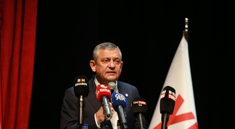 Özgür Özel, Balıkesir'de partisinin Karesi ön seçiminde yeni siyaset mesajı verdi
