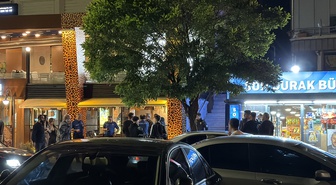 Samsun Atakum'da A.İ., husumetlisi T.K. tarafından bacağından bıçaklanarak yaralandı