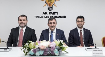 Yılmaz, bilim ve teknolojinin yeterli olmadığını Gazze'yi örnek göstererek anlattı