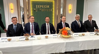 YRP Genel Başkanı Erbakan, Kütahya Tavşanlı'da yeni asfalt yolun açılışını yaptı