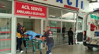 Adana Kozan'da otomobille çarpışan motosiklet sürücüsü ağır yaralandı