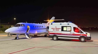 Aort damarı dokusu aşırı büyüyen 50 günlük bebek, ambulans uçakla Konya'ya sevk edildi