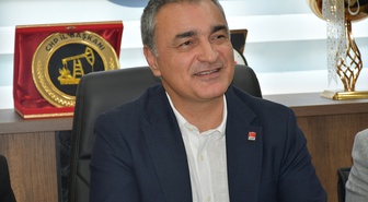 CHP Sözcüsü Müslim Sarı Batman'da Terörsüz Türkiye sürecine destek verdi