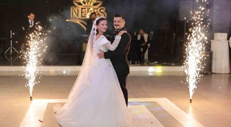 Gazeteci Hüseyin Tülek, Fatmanur'la Nefes Kır Bahçesi'nde dünyaevine girdi
