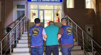 Iğdır'da nitelikli hırsızlıktan aranan şahıs, 11 yıl 3 gün hapis cezasıyla tutuklandı