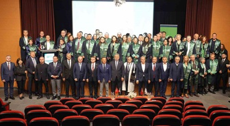 Kocaeli Sağlık ve Teknoloji Üniversitesi'nde açılışta yapay zeka eğitimi ele alındı