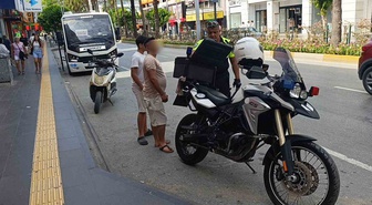 Manavgat'ta plakasız motorlu bisiklet sürücüsüne 46 bin TL ceza uygulandı