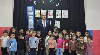 Ulaş Müftüsü İçli, Kur'an kursu çocuklarına eğitim seti ve kitap hediye etti