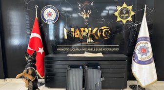 Van Ferit Melen Havalimanı'nda 2 kilo 100 gram uyuşturucu bulunan şüpheli tutuklandı