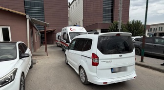 Adıyaman'da ambulans girişine park eden araç çekildi, sürücüsüne ceza kesildi