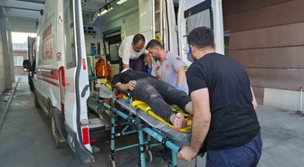 Adıyaman'da öğrenci yurdu bahçesinde elektrik akımına kapılan teknisyen yaralandı