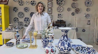 Arzu Kıvanç, İtalya Faenza'da Kütahya çinisini ilk kez Türk sanatçı olarak tanıttı