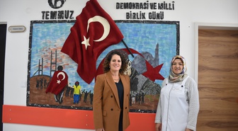 Atık mermerler kadın usta öğreticinin elinde sanat eserine dönüşüyor