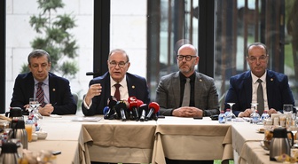 CHP'li Öztrak, siyasetin finansmanı düzenlemesini Meclis gündemine taşıyacak