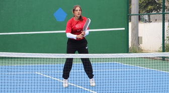 Ecrin Kaya ve Damla Nadaroğlu, ilk kez Avrupa Pickleball Open'da madalya hedefliyor