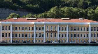 Galatasaray Üniversitesi özel mi, devlet mi?