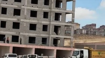 Gaziantep’te 6 katlı bina inşaatından düşen 17 yaşındaki işçi hayatını kaybetti