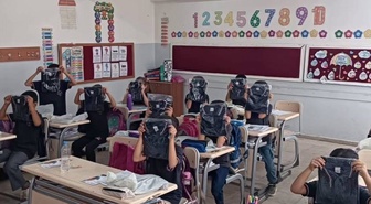 Halit Demiroğlu, Çermik'te 200 öğrenciye okul forması bağışladı