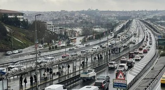 İstanbul'da trafik var mı? SON DAKİKA! 29 Eylül Salı hangi ilçelerde trafik var, hangi yollar kapalı?