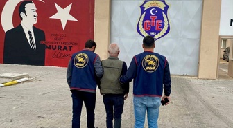 Kırşehir'de hapis cezası kesinleşen 2 firari hükümlü jandarma operasyonuyla yakalandı