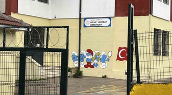 Kocaeli'de ortaokulda ders sırasında tavan sıvaları düştü! 3 öğrenci yaralandı