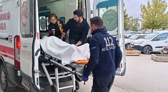 Konya Beyşehir'de Sanayi Sitesi'nde kamyon kasasından düşen kişi yaralandı