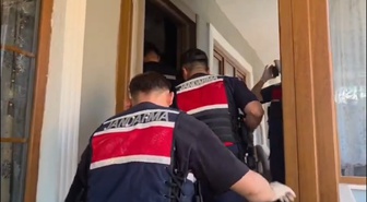 Sakarya Serdivan'da 19 kilo 582 gram bonzai ele geçirildi, 2 şüpheli tutuklandı