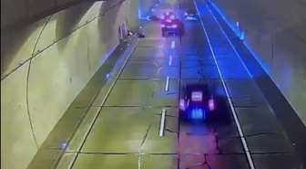 Sarıyer'de otomobille çarpışan motosikletin sürücüsü hayatını kaybetti, kaza kamerada
