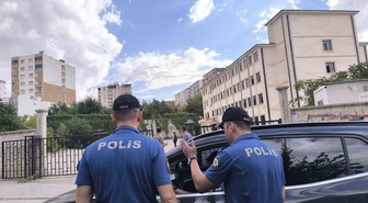 Siirt Kurtalan'da okullarda güvenlik artırıldı, araçlarda GBT sorgusu yapılıyor