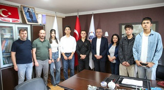 Vanlı Gora takımı, TUA Astro Hackathon finalinde ilk 10'a girip ödül aldı