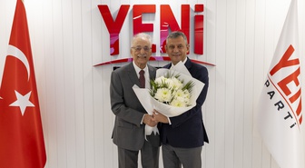 YENİ Parti Genel Başkanı Özgür Özel, eski SHP Genel Başkanı Karayalçın ile görüştü