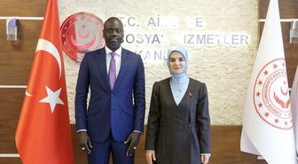 Aile Bakanı Göktaş, Senegal Bütçeden Sorumlu Bakanı Sarr'ı bakanlıkta kabul etti